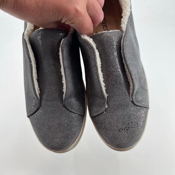 J/Slides Women's Nada Lifestyle Faux Fur Gray Slip On comfort Shoes size 8.5 - Picture 4 of 10